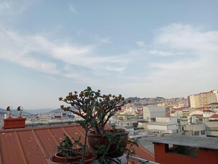 Ático con terraza en el centro de Vigo Apartamento Exterior foto